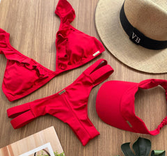 Bikini dividido con tirantes de color liso y personalidad