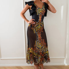 One-piece swimsuit style swimsuit set