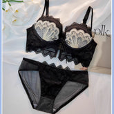 Conjunto de lencería de malla transparente