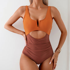 Slimming contrasting color swimsuit