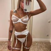 Conjunto de lencería de malla y cuerpo de gasa con cadena de metal