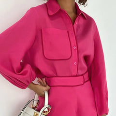 CONJUNTO DE 2 PIEZAS DE PANTALONES CORTOS Y CAMISA OLYNN