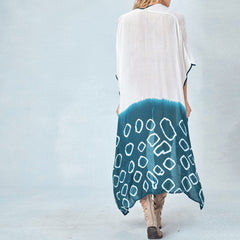 Lässiger brasilianischer Strandüberwurf mit gepunktetem Muster und hohem Schlitz