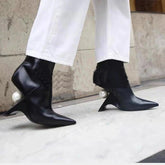 Schicke Lackstiefeletten mit Perlenabsatz Kollektion