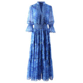 Vestido de verano con estampado floral de encaje y mangas acampanadas con escote en V