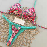 Zweiteiliger Bikini-Badeanzug im Urlaubsstil mit Trägern und Blumenmuster