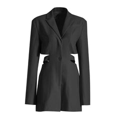 Ausgefallener, langer Blazer mit Revers, Gürtel, Schulterpolstern und Cut-out, einreihig