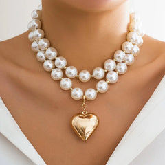 Elegante conjunto de collar de perlas góticas