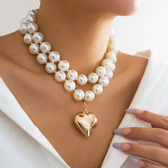 Elegante conjunto de collar de perlas góticas