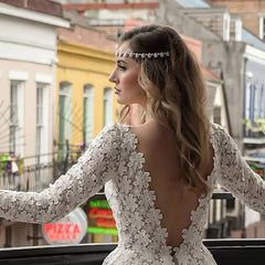 Elegante cadena para el pelo de novia con cristales bañados en plata