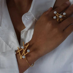 Geometrisches Armband- und Ringset aus Barockperlen-Imitation – Personalisierte Eleganz