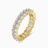 Anillo de eternidad de plata de ley en dos tonos con circonita cúbica ovalada y efecto helado