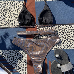 Zweiteiliger brasilianischer Bikini-Badeanzug mit Metall-O-Ring und hoher Taille, Cut-Out, Wickel-Triangel