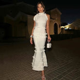 Opulentes, gerüschtes, gestuftes Fischschwanz-Abendkleid aus luxuriösem Satin im Mini-Stil