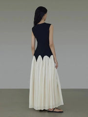 Vestido de verano sin mangas con cuello redondo