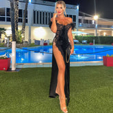 Vestido de noche largo sexy con hombros descubiertos, encaje y abertura en el muslo