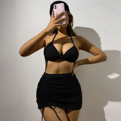 Traje de baño bikini brasileño de tres piezas con diseño de triángulo atrevido y lazo tipo pareo