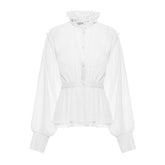 Blusa peplum plisada con botones, mangas abullonadas y cuello alto con volantes transparentes