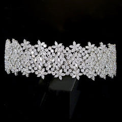 Diadema de novia con brillantes flores y diamantes de imitación - Plateada