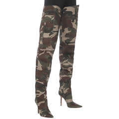 Lässige Overknee-Stiefel mit spitzer Zehenpartie und Stilettoabsatz im Camouflage-Muster - Militärgrün