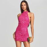 Vestido mini ajustado con cuello halter, espalda descubierta y lentejuelas brillantes - Rosa intenso