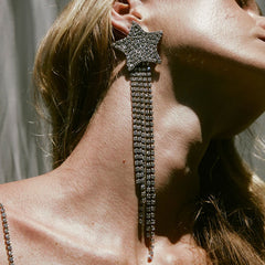 Pendientes largos con flecos y estrellas de diamantes de imitación - Plateados