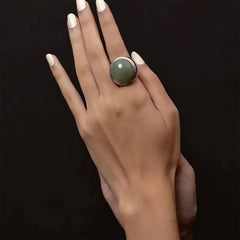 THE HOURS Quiet Oral Smaragd-Jade-Rhodinierter Bandring