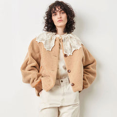 Abrigo de peluche moderno de manga larga con bolsillos laterales y botonadura sencilla - Camel