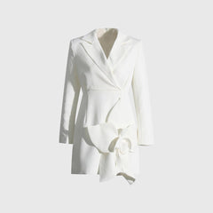 Blazer BLANCO VESTIDO con DETALLE de Flor