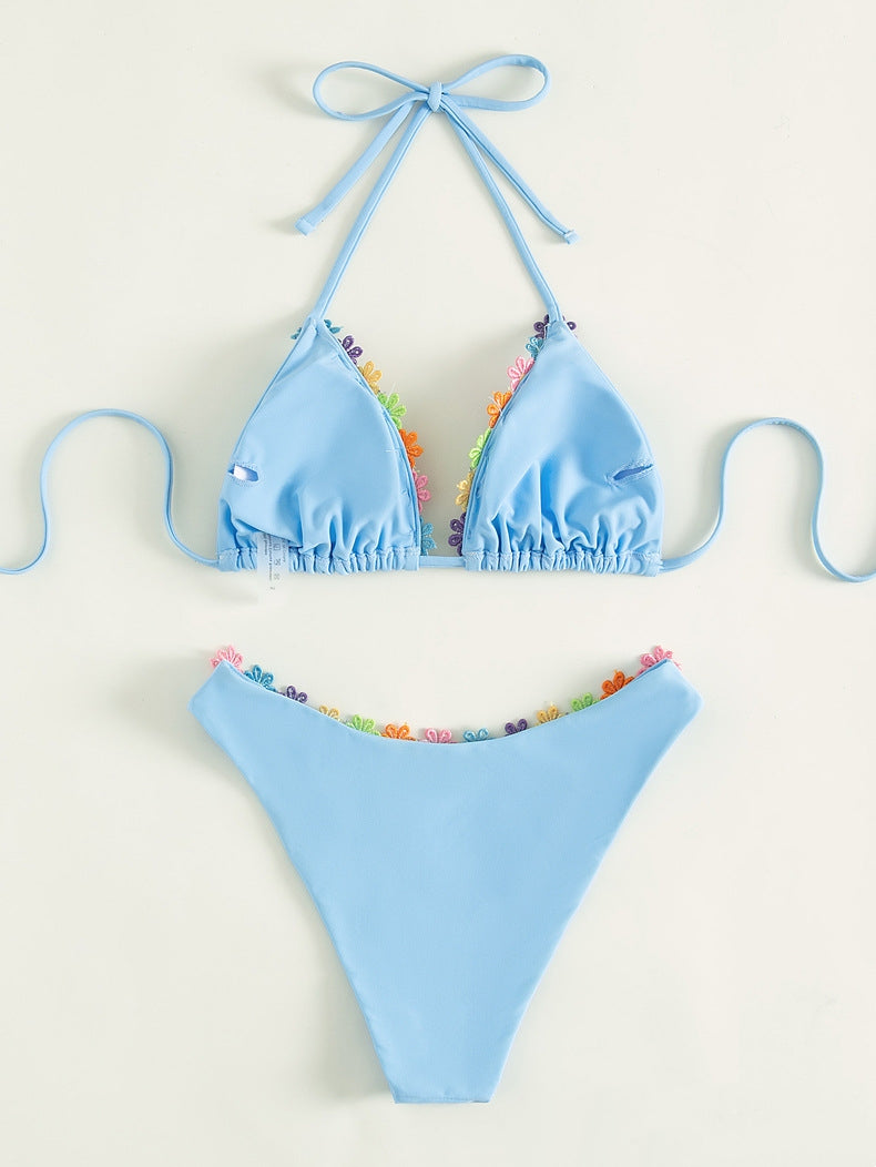 Bikini con tirantes de flores de colores