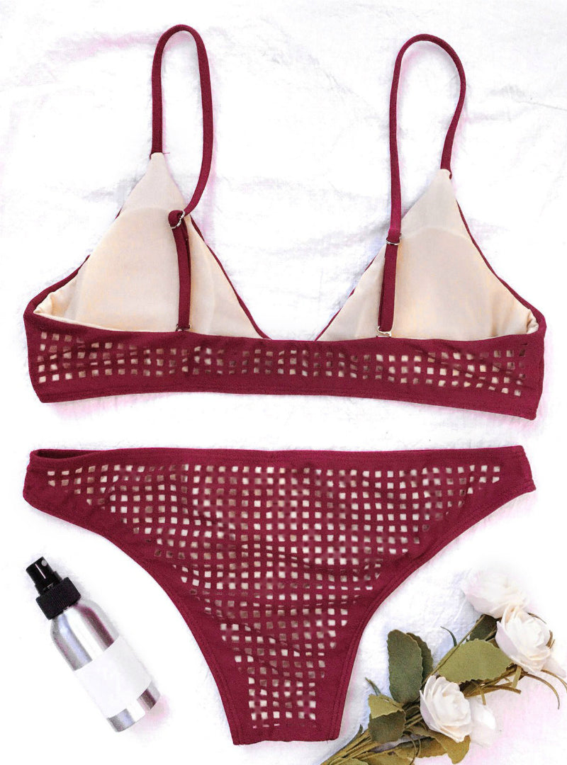 Conjunto de bikini con parte superior e inferior de bikini con corte láser cuadrado