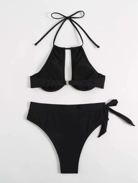 Einfarbiger Bikini mit hoher Taille und Raffung