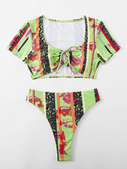 Bikini con estampado de hojas verticales