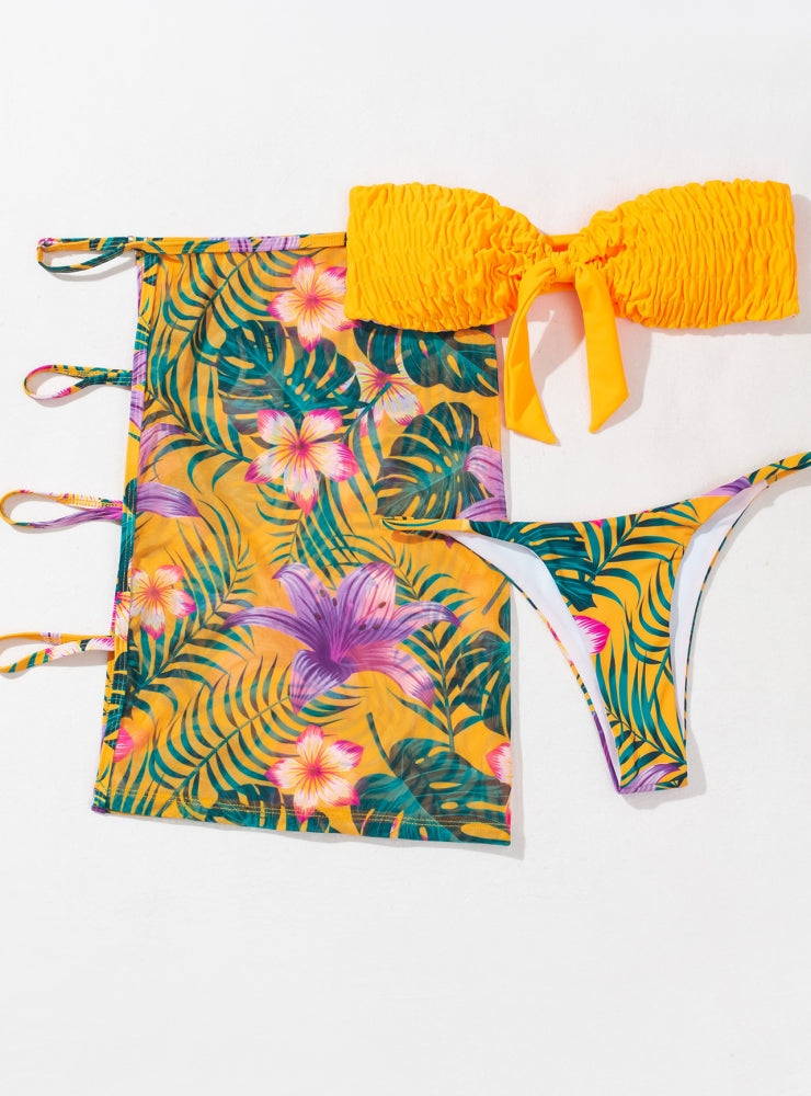 Dreiteiliger Bikini mit Tube-Top und Print