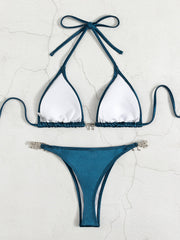 Bikini de playa con colgante de diamantes