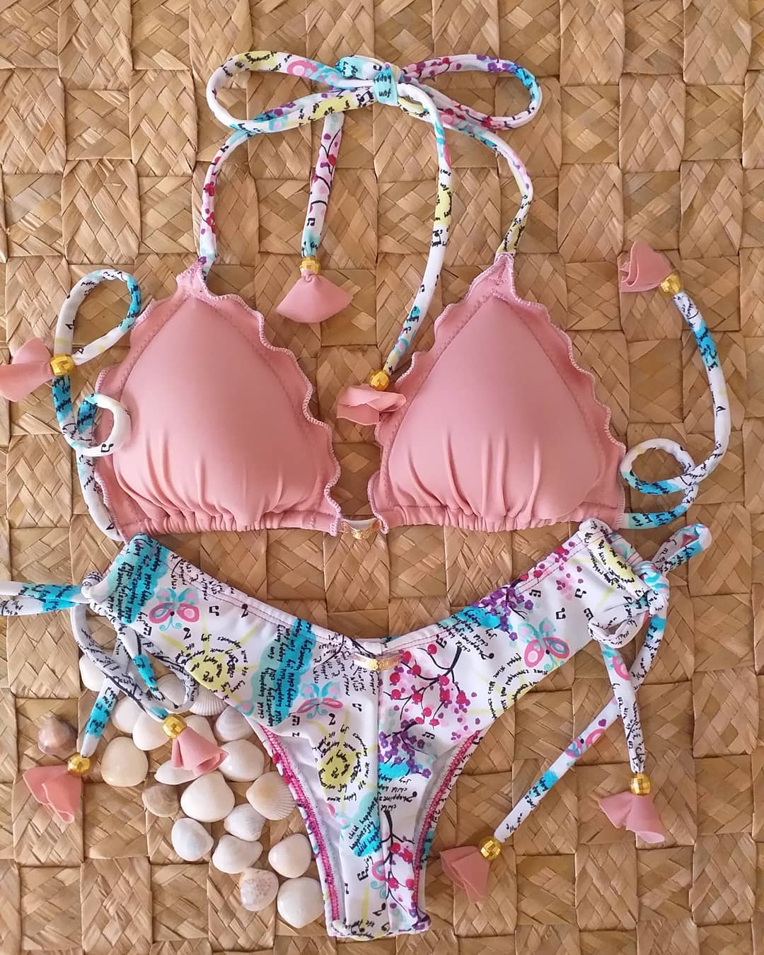 Bedruckter Bikini mit geteiltem Straps 