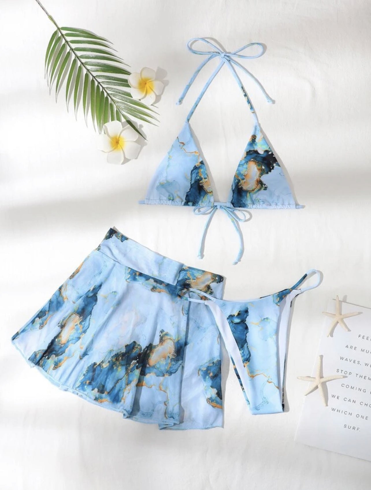 Dreiteiliger Bikini mit Seilträgern und Marmor-Print