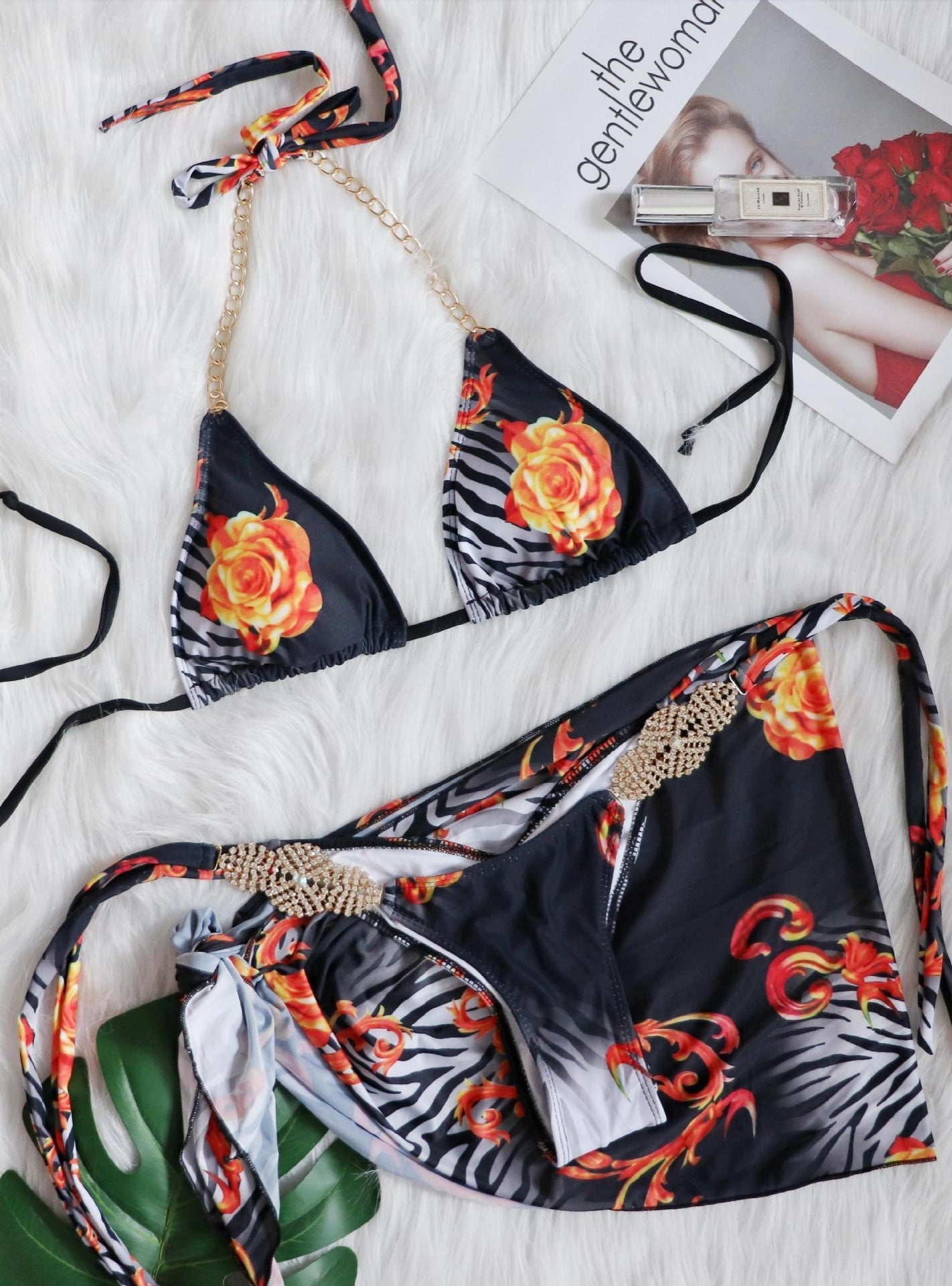 Conjunto de bikini con tirantes para vacaciones