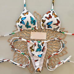 Bikini con tirantes y estampado de mariposas 