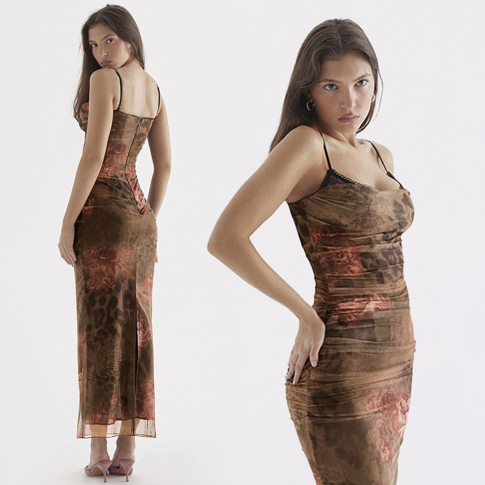 AKIRA BODYCON BRAUN BEDRUCKTES MAXIKLEID mit TRÄGERN