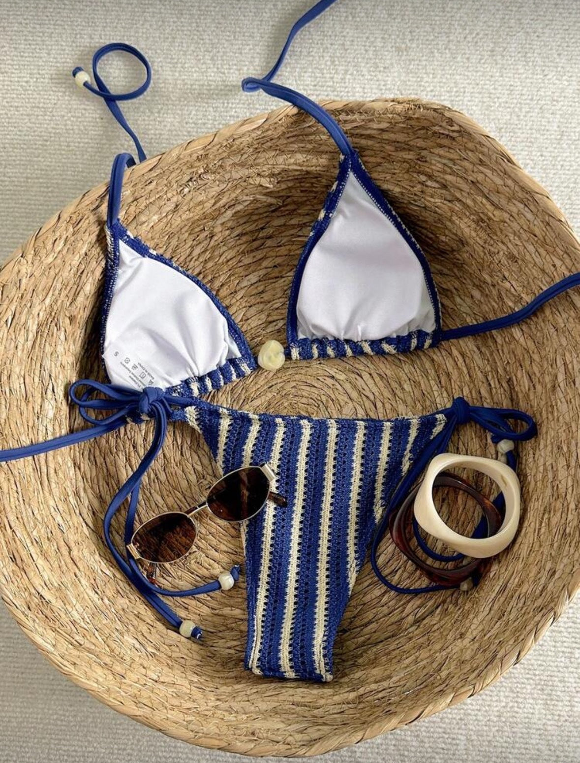 Trendy striped color contrast bikini