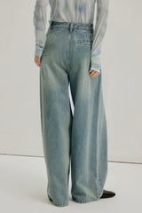 Jeans mit weitem Bein und Bundfalten - Blau