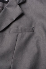 Blazer mit unregelmäßigem Verschluss – Grau
