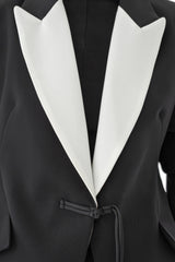 Blazer a medida con cuello en contraste - Negro