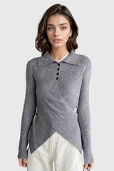 Top de punto con cuello y bajo irregular - Gris