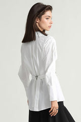 Cambered Shirt mit übergroßen Ärmeln - Weiß