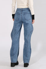 Gewellte Jeans mit hoher Taille - Blau