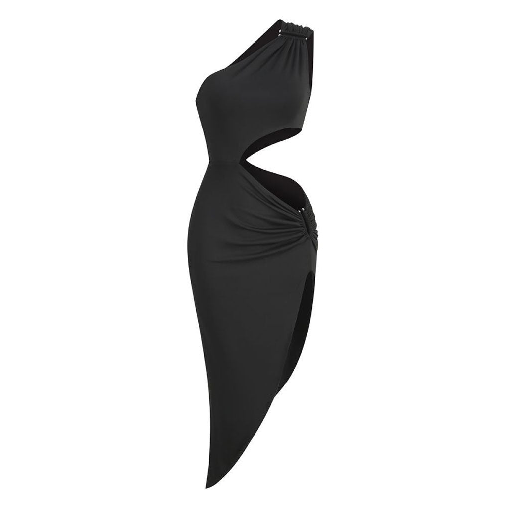 Asymmetrisches One-Shoulder-Cocktailkleid mit Cut-Outs und Metalldekor, gerüschtem Schlitz und hohem Midi-Absatz