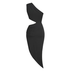 Asymmetrisches One-Shoulder-Cocktailkleid mit Cut-Outs und Metalldekor, gerüschtem Schlitz und hohem Midi-Absatz