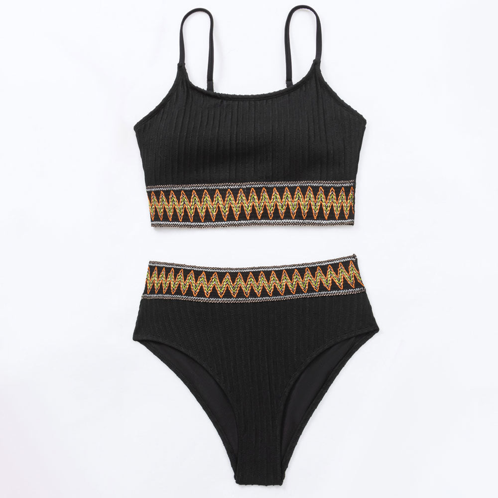 Traje de baño de bikini brasileño de dos piezas con cintura alta, corte acanalado moderado y estilo atlético en zigzag